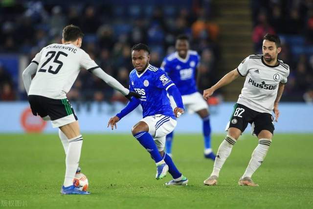 库里21分亚历山大空砍52分 勇士力克雷霆2连胜